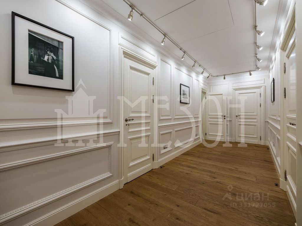 m. Chistye prudy: Apartment, 5-rooms
