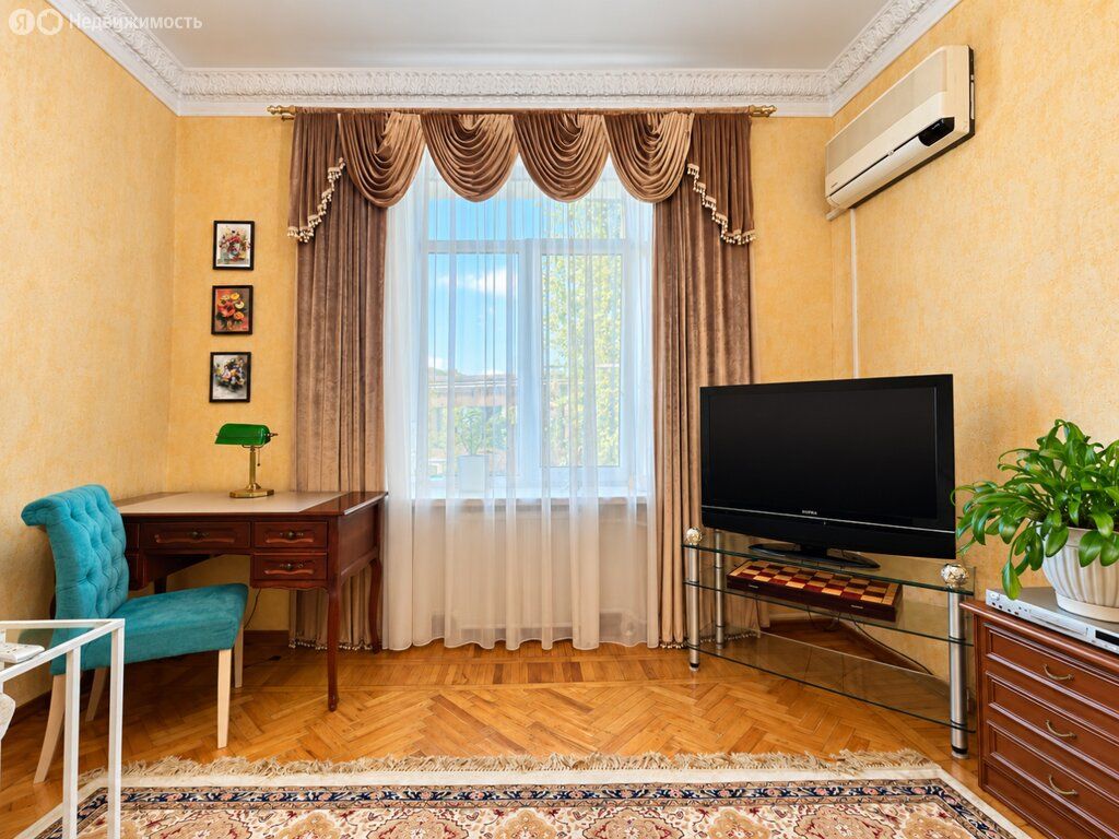 m. Kievskaya: Apartment, 2-rooms