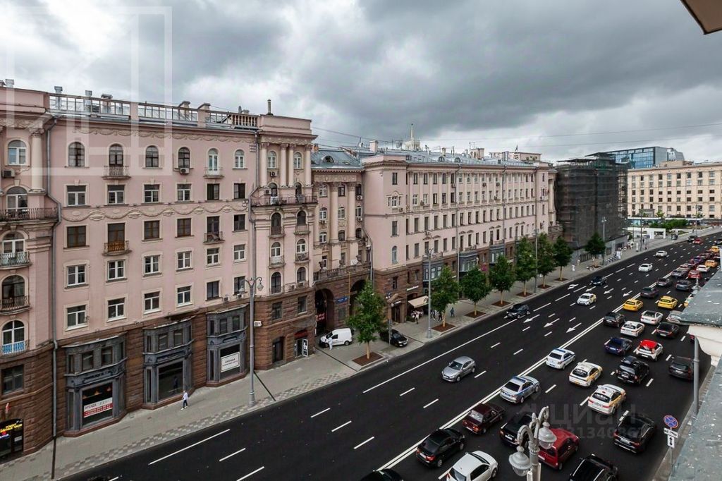 m. Mayakovskaya: Apartment, 3-rooms