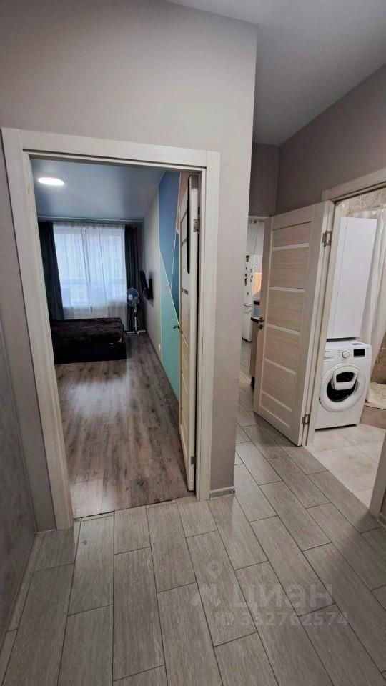 m. Lukhmanovskaya: Apartment, 1-rooms