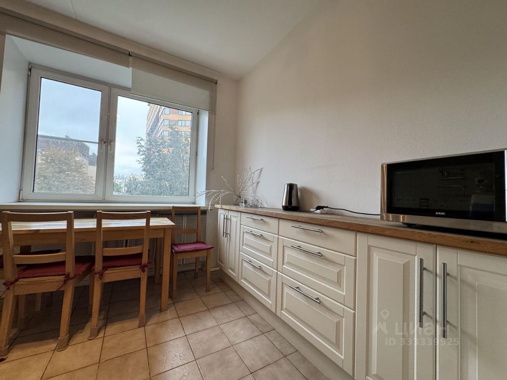m. Smolenskaya: Apartment, 2-rooms