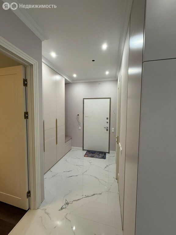 m. Serp i Molot: Apartment, 2-rooms
