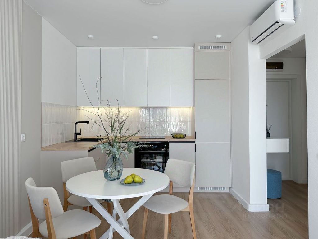 m. Aminyevskaya: Apartment, 2-rooms