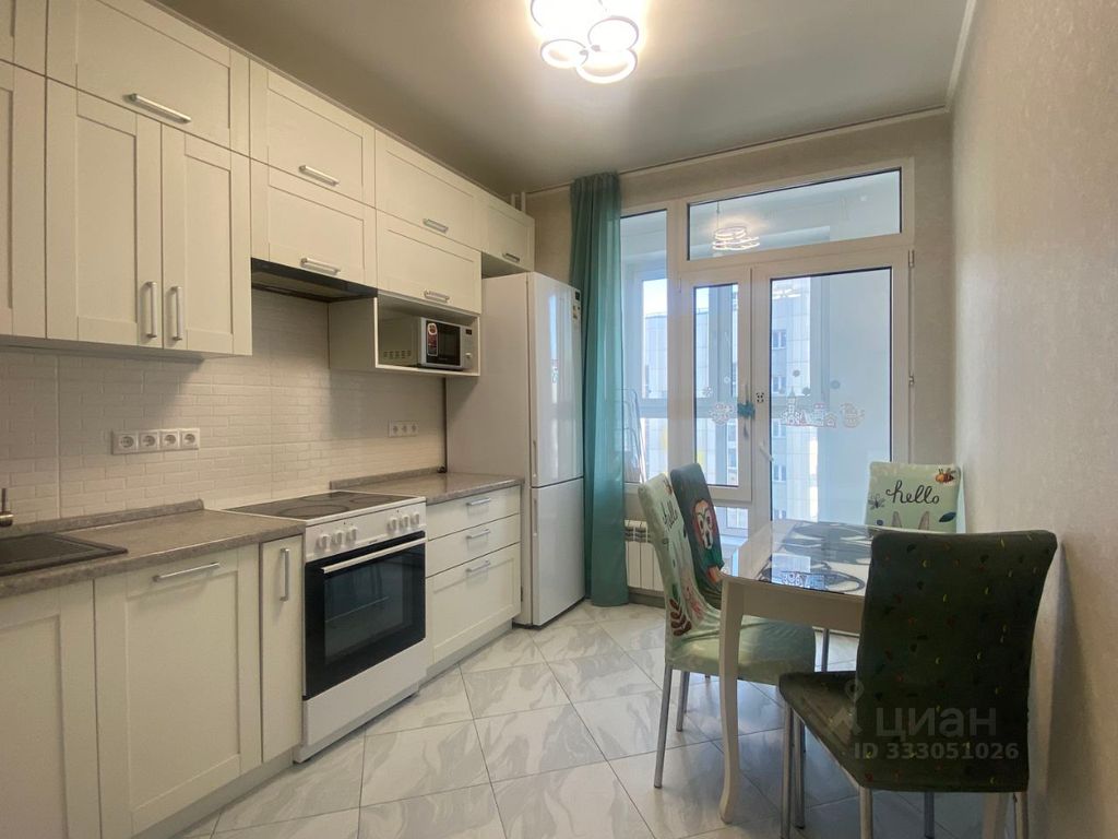 m. Lukhmanovskaya: Apartment, 1-rooms