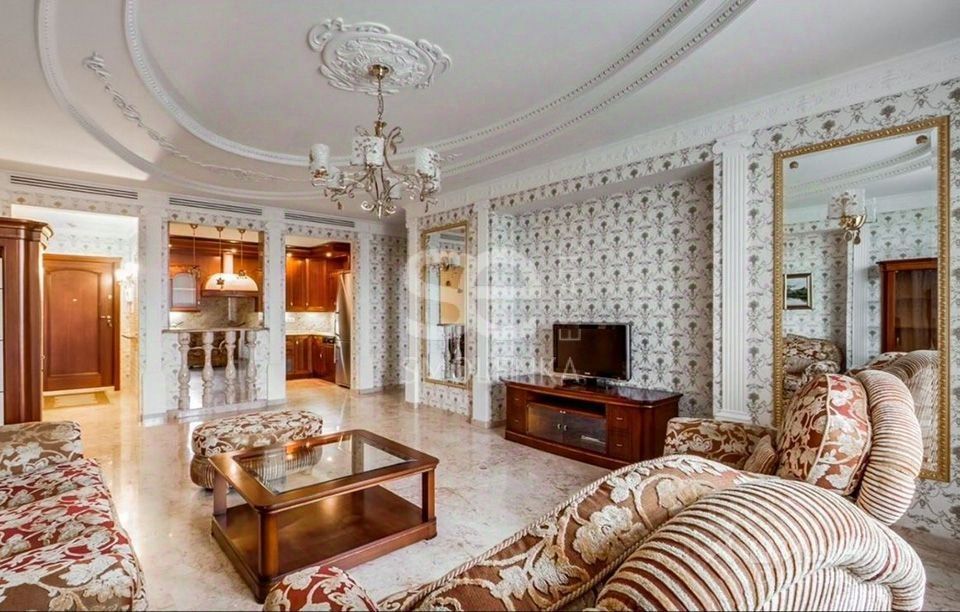 m. Novokuznetskaya: Apartment, 3-rooms