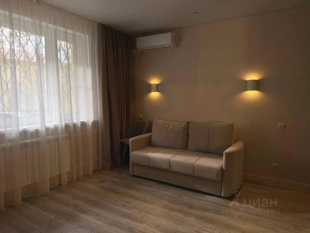 m. Dubrovka: Apartment, 1-rooms