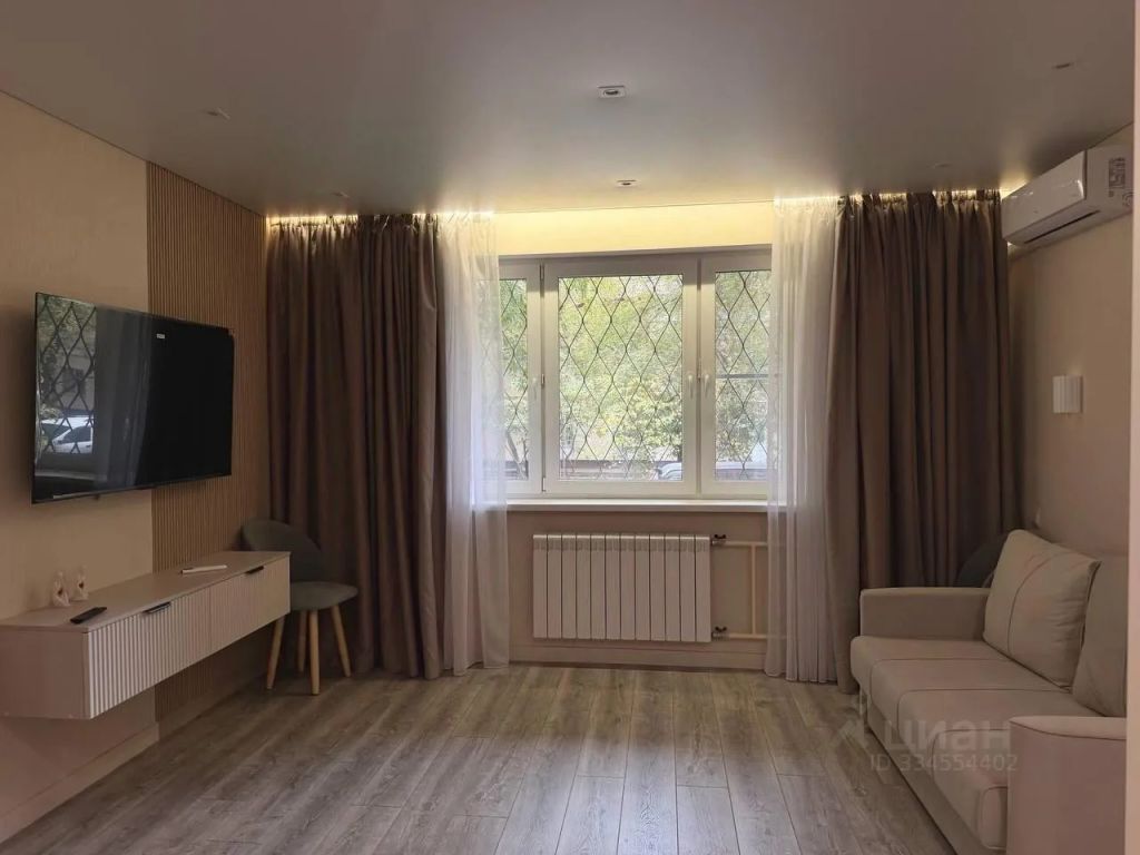 m. Dubrovka: Apartment, 1-rooms
