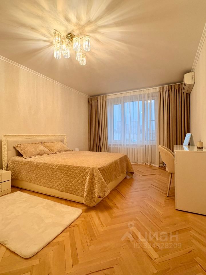m. Ulitsa 1905 goda: Apartment, 2-rooms