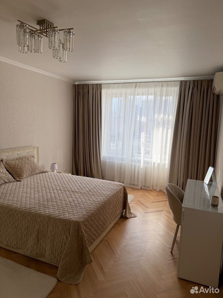 m. Ulitsa 1905 goda: Apartment, 2-rooms