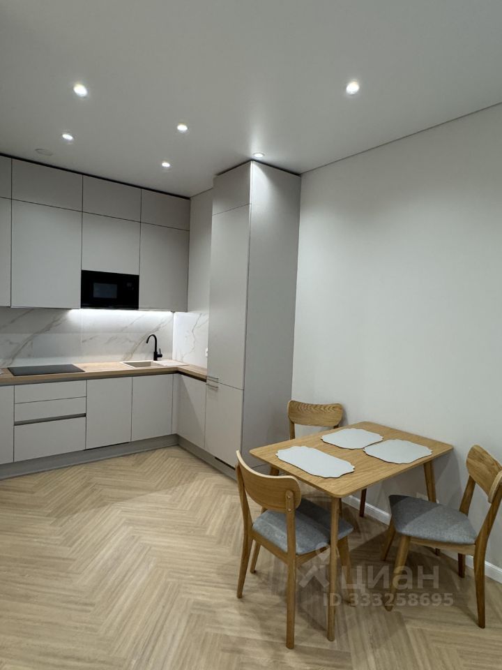 m. Michurinsky prospekt: Apartment, 2-rooms
