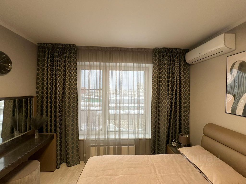 m. Kuzminki: Apartment, 2-rooms