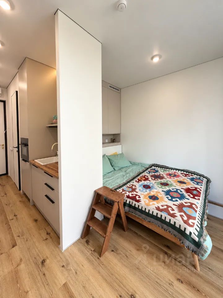 m. Shelepikha: Apartment, studio