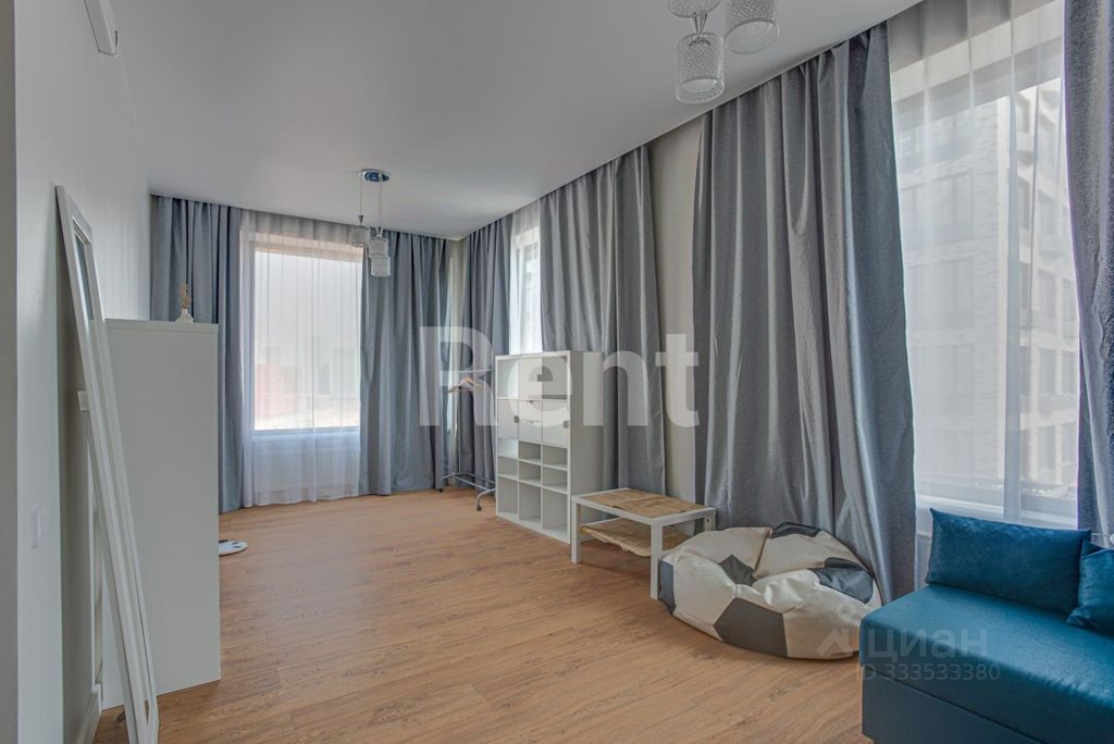 m. Verkhnie Kotly: Apartment, 2-rooms