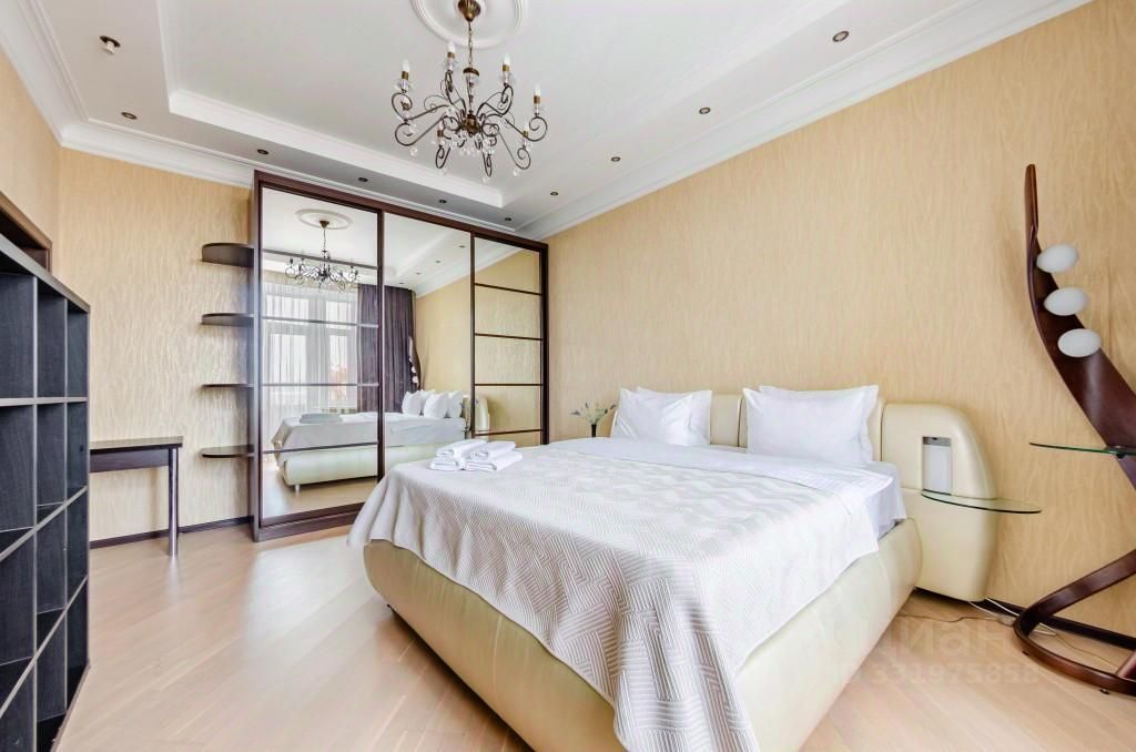 m. Barrikadnaya: Apartment, 2-rooms