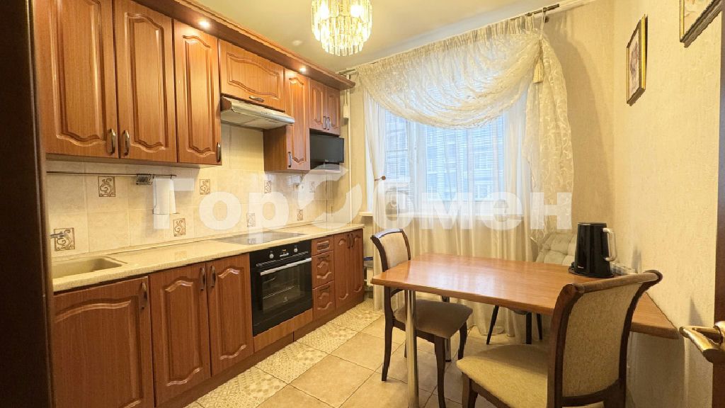 m. Strogino: Apartment, 3-rooms