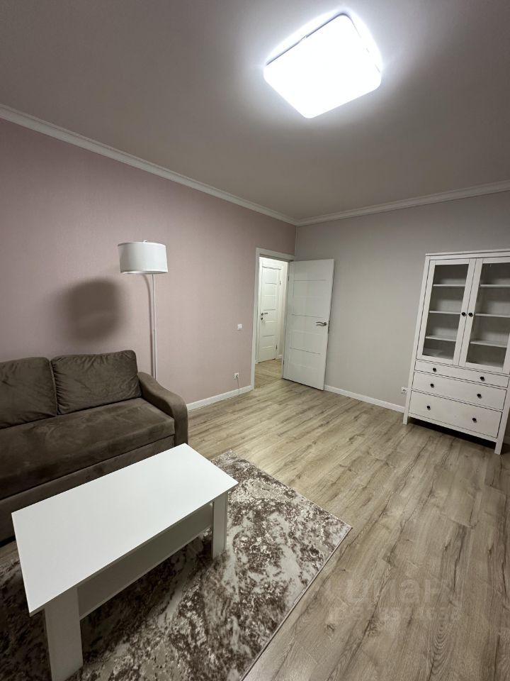 m. Strogino: Apartment, 2-rooms
