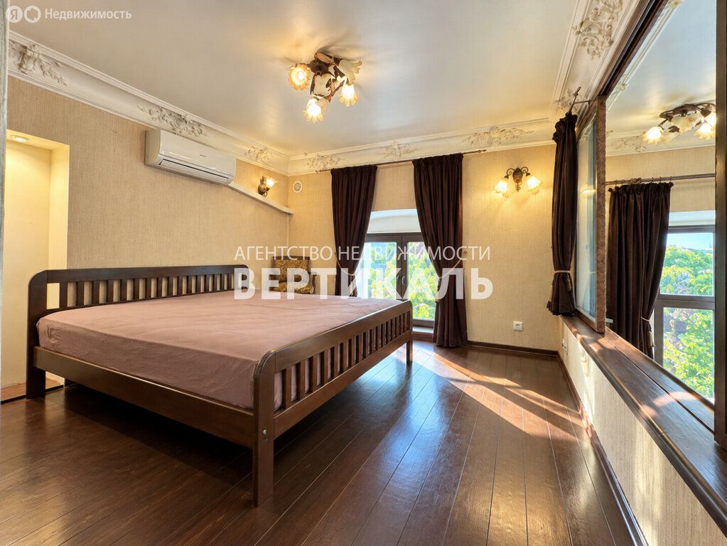 m. Park kultury: Apartment, 3-rooms