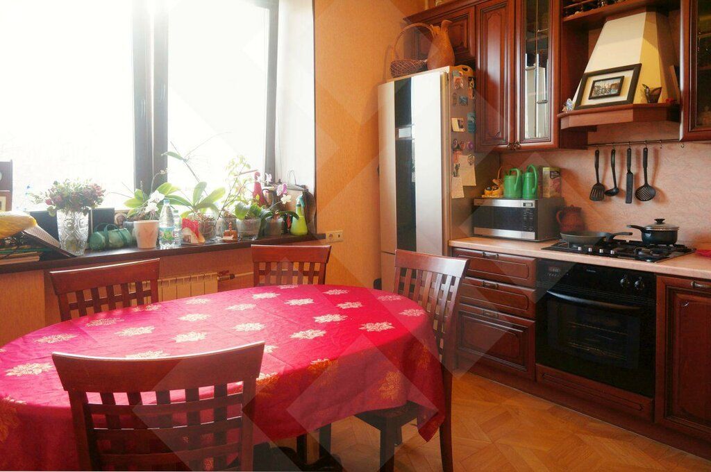 m. Frunzenskaya: Apartment, 3-rooms