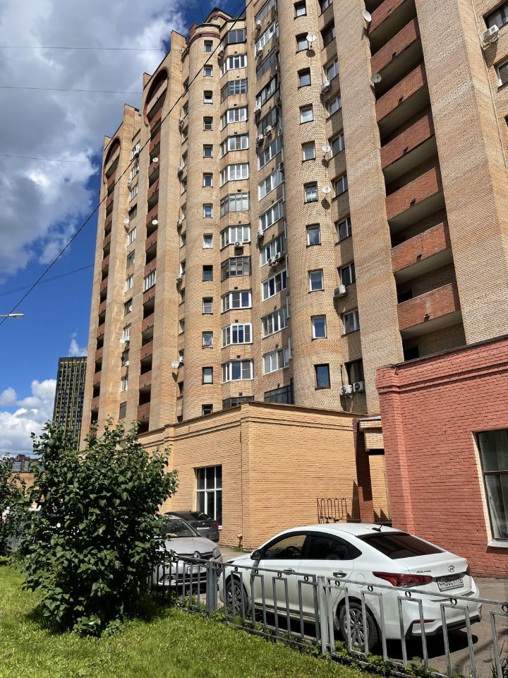 m. Pavshino: Apartment, 2-rooms