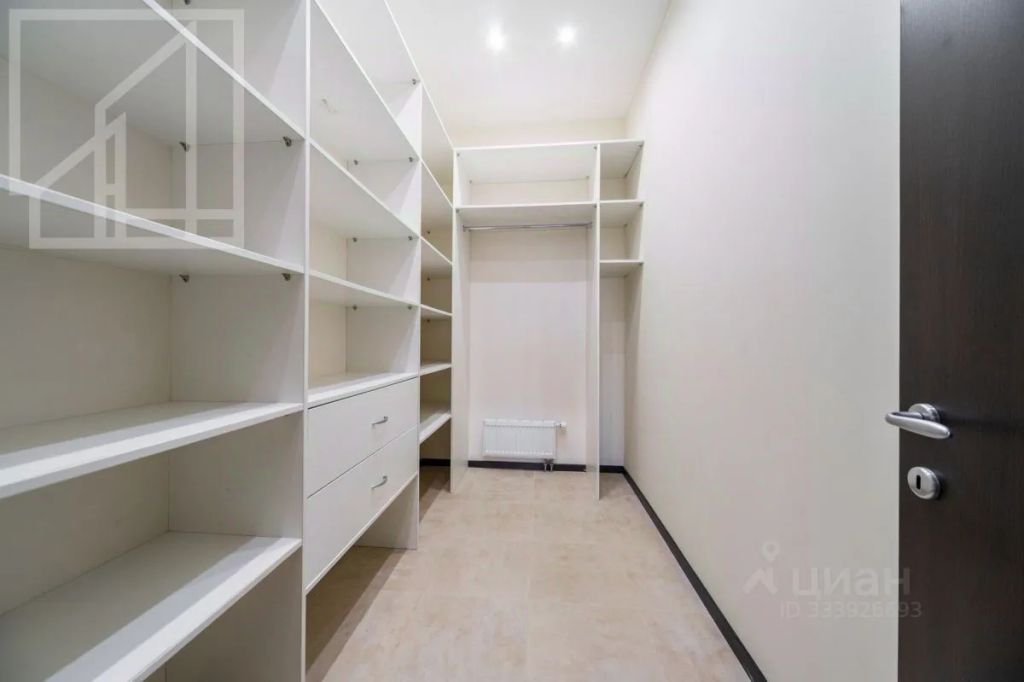 m. Smolenskaya: Apartment, 4-rooms