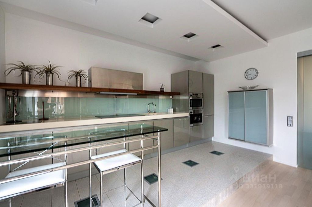 m. Minskaya: Apartment, 3-rooms