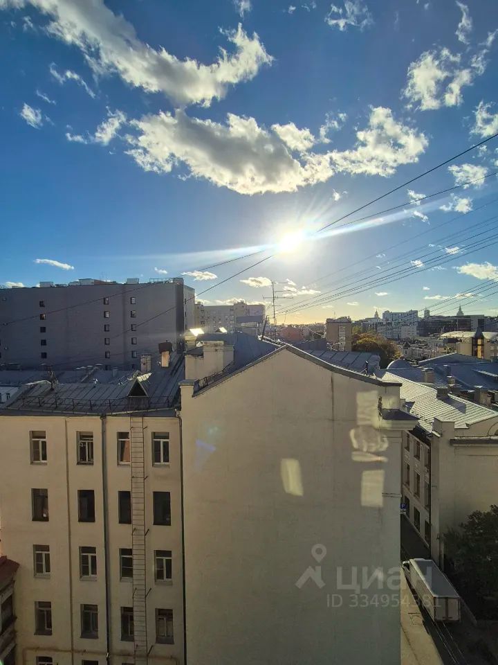 m. Baumanskaya: Apartment, 3-rooms