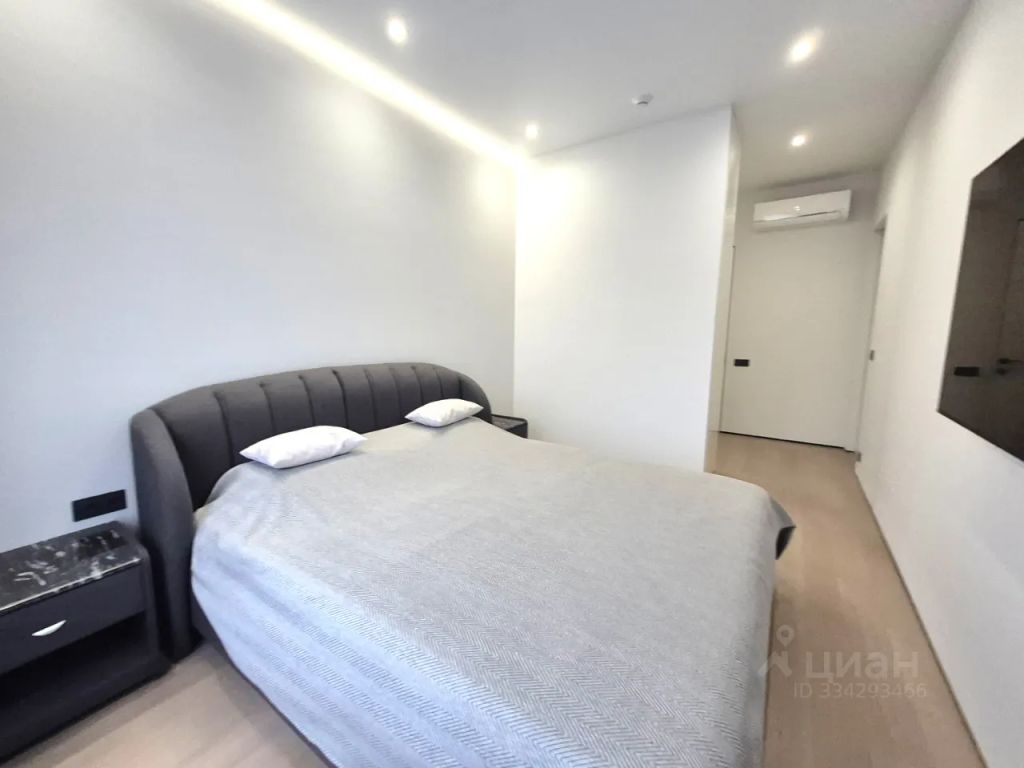 m. Serp i Molot: Apartment, 2-rooms