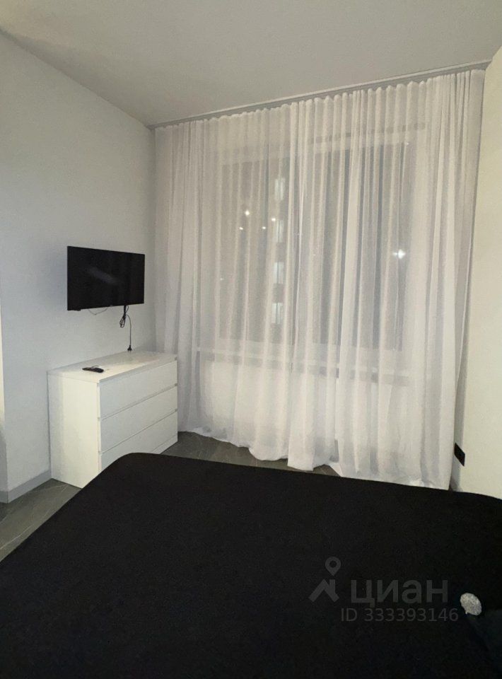 m. Oktyabrskoe pole: Apartment, studio
