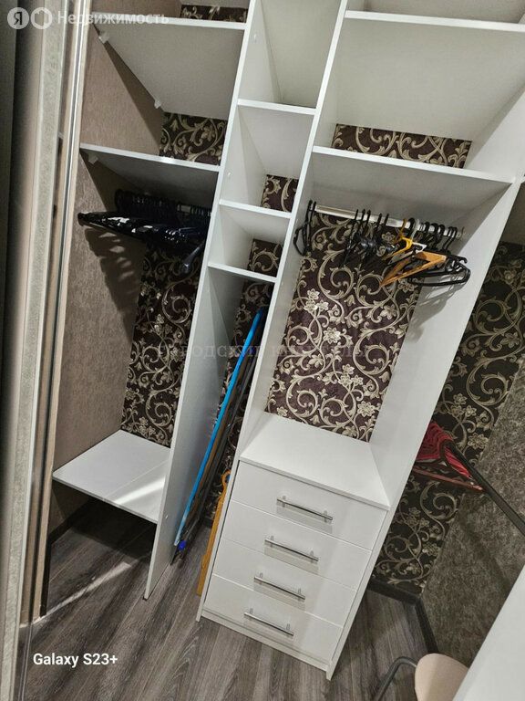m. Molzhaninovo: Apartment, 2-rooms