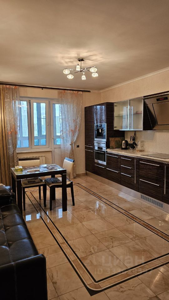 m. Yugo-Zapadnaya: Apartment, 2-rooms