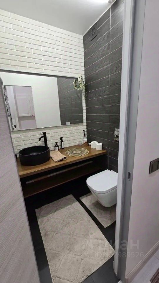 m. Pyatnitskoe shosse: Apartment, 3-rooms