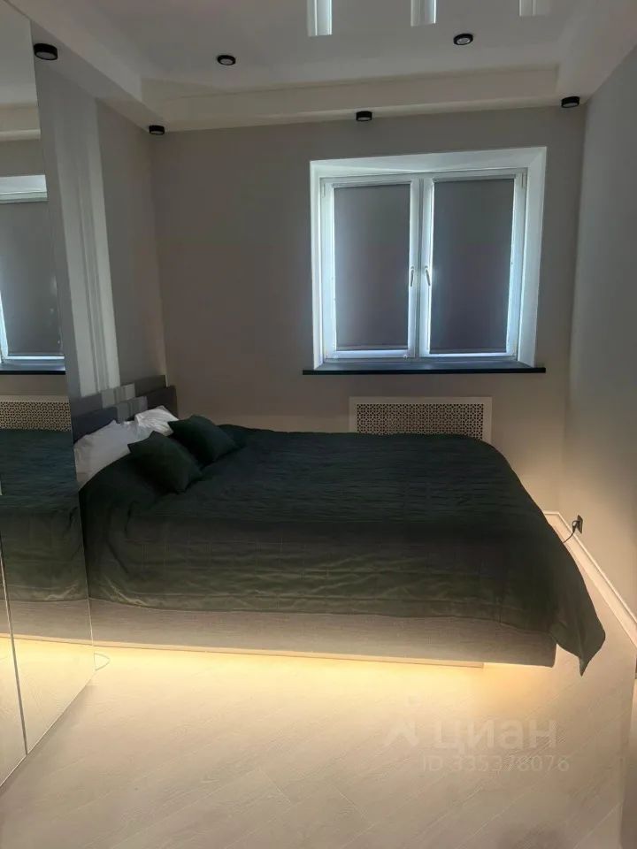 m. Barrikadnaya: Apartment, 2-rooms