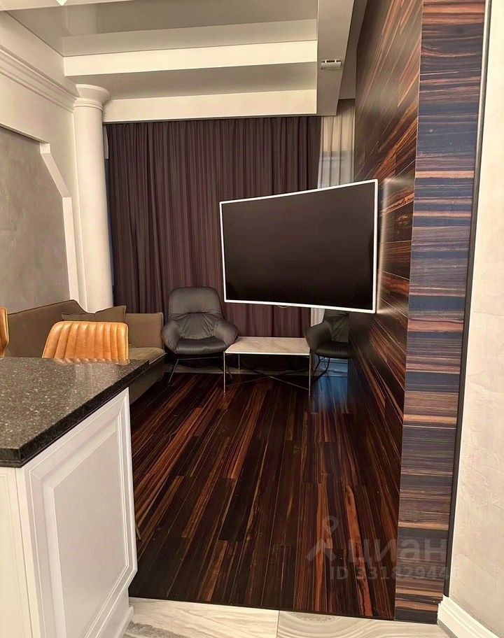m. Baumanskaya: Apartment, 2-rooms