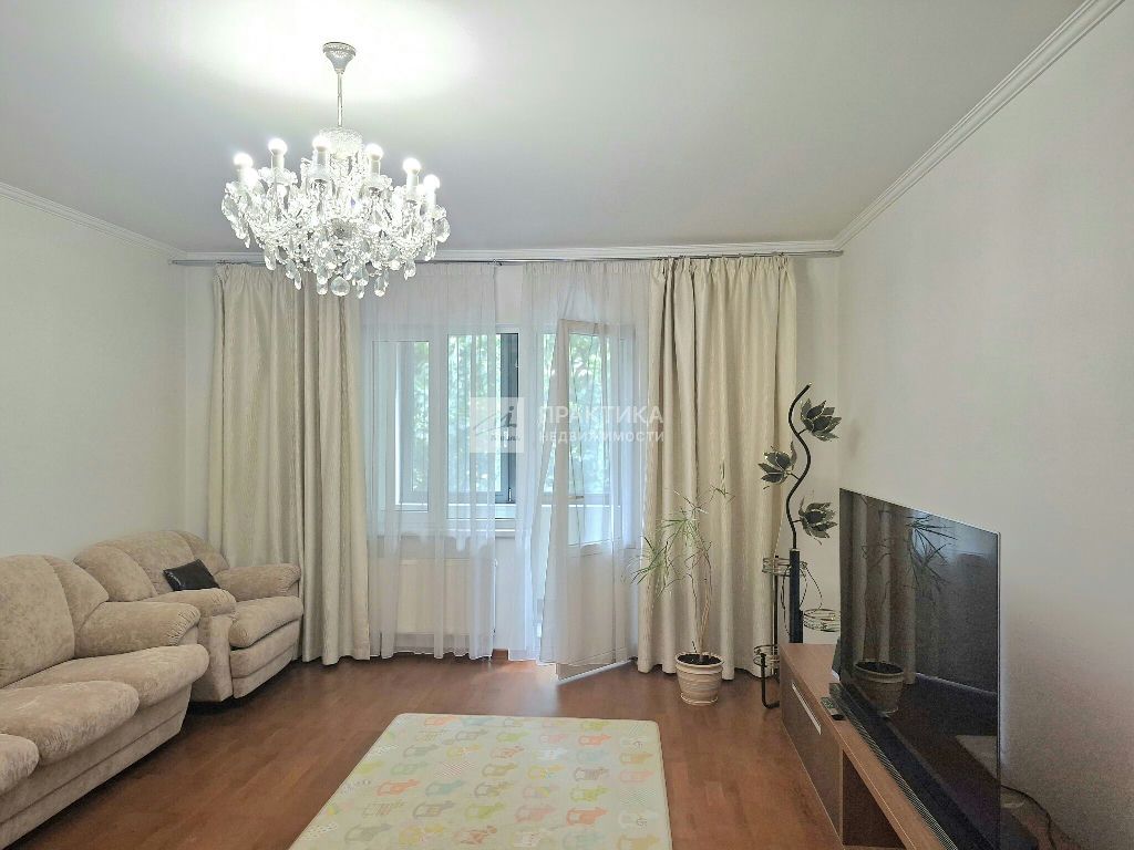 m. Ploschad Gagarina: Apartment, 2-rooms
