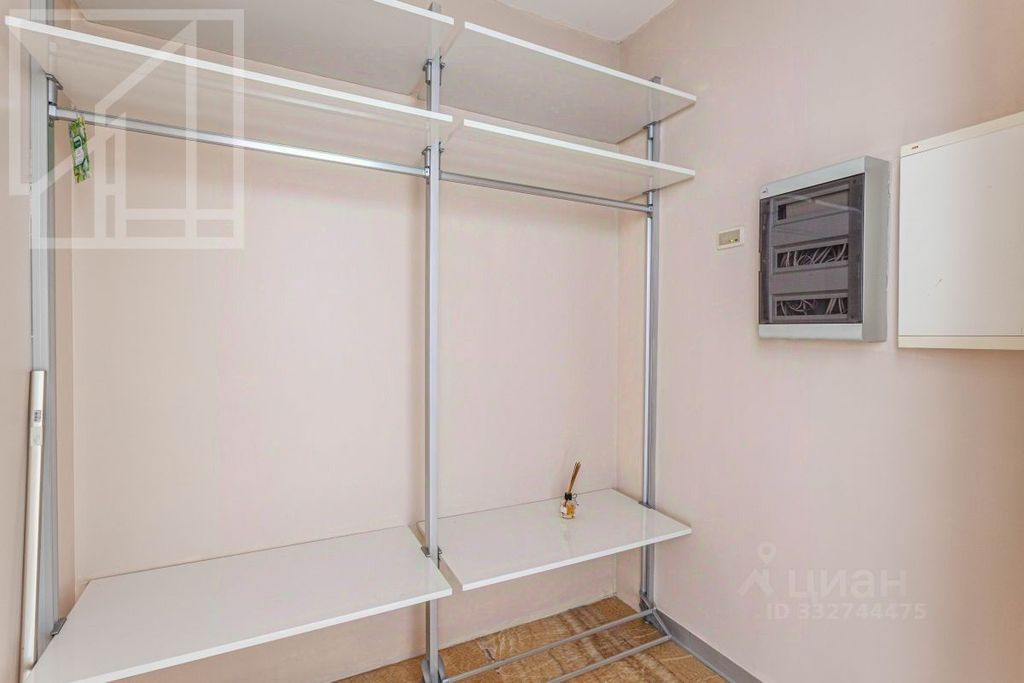 m. Smolenskaya: Apartment, 4-rooms