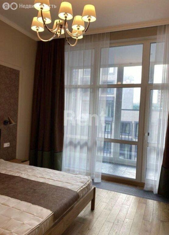 m. ZIL: Apartment, 2-rooms
