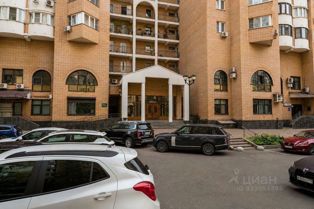 m. Barrikadnaya: Apartment, 2-rooms