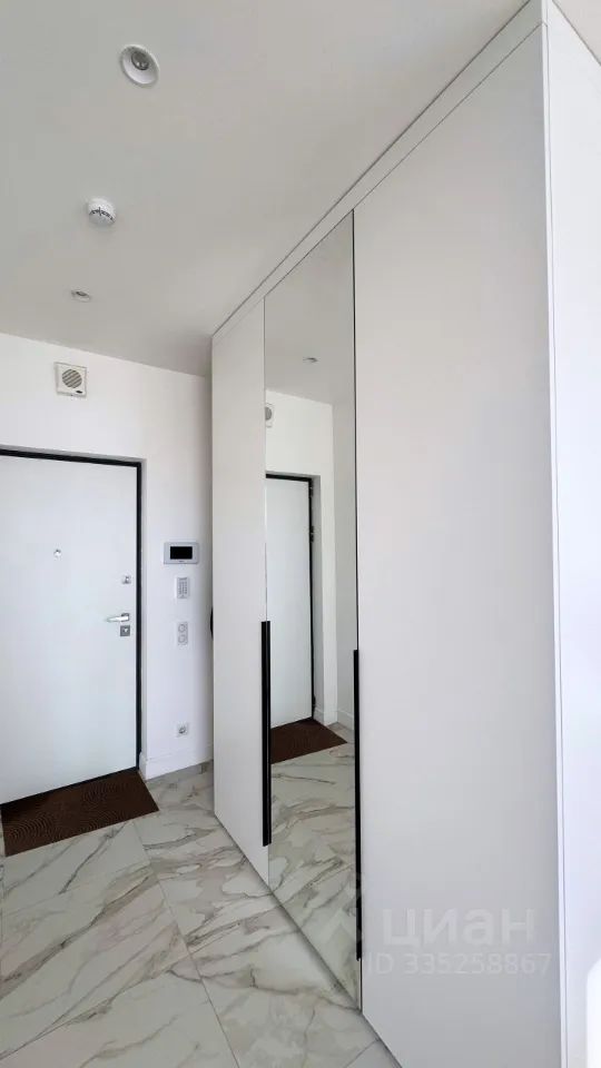 m. Nagornaya: Apartment, studio