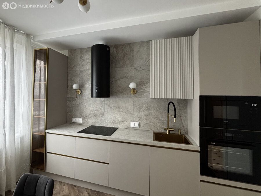 m. Ulitsa 1905 goda: Apartment, 2-rooms