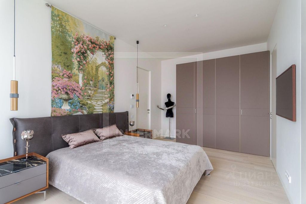 m. Delovoy tsentr (Vystavochnaya): Apartment, 4-rooms