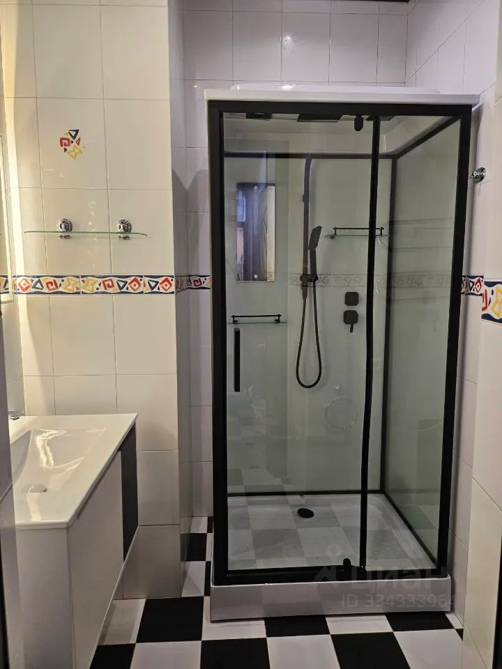 m. Luzhniki: Apartment, 4-rooms