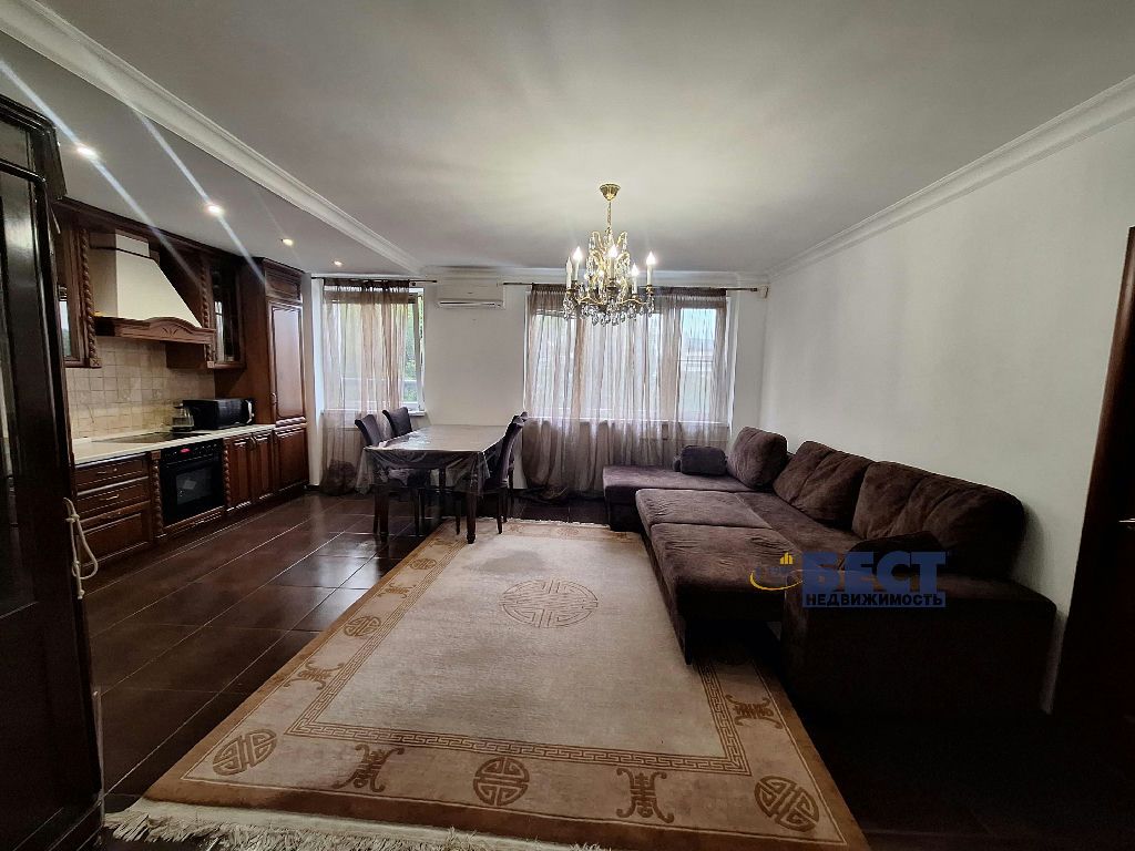 m. Okskaya: Apartment, 3-rooms