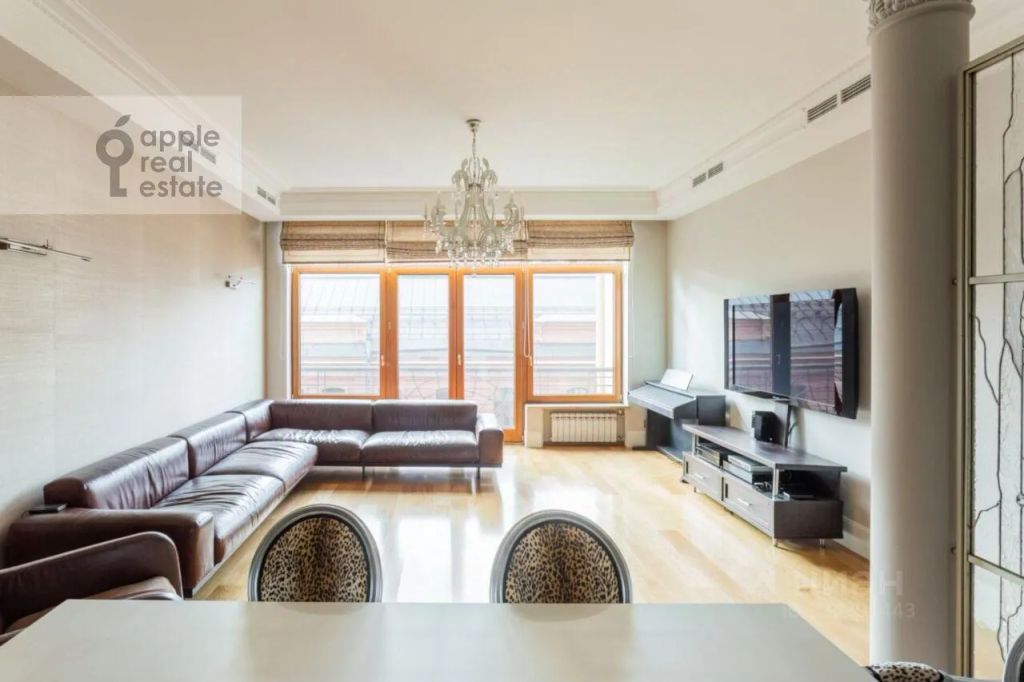 m. Tverskaya: Apartment, 4-rooms