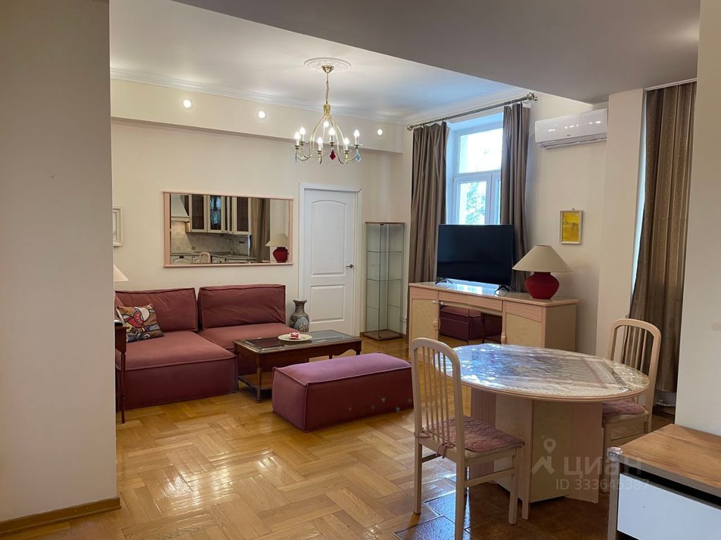 m. Delovoy tsentr (Vystavochnaya): Apartment, 2-rooms