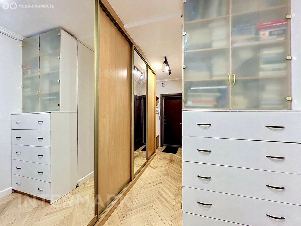 m. Arbatskaya: Apartment, 3-rooms