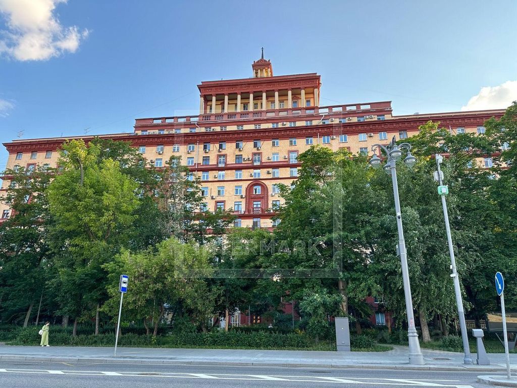 m. Novokuznetskaya: Apartment, 2-rooms