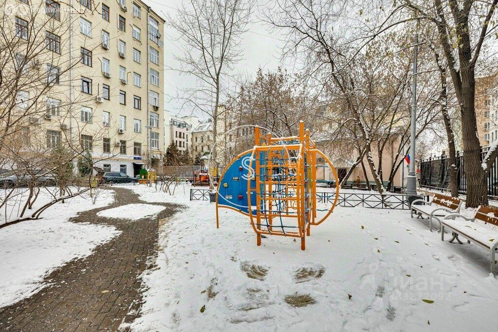 m. Kievskaya: Apartment, 2-rooms