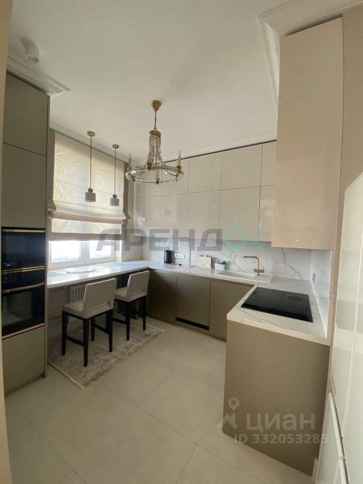 m. Michurinsky prospekt: Apartment, 3-rooms