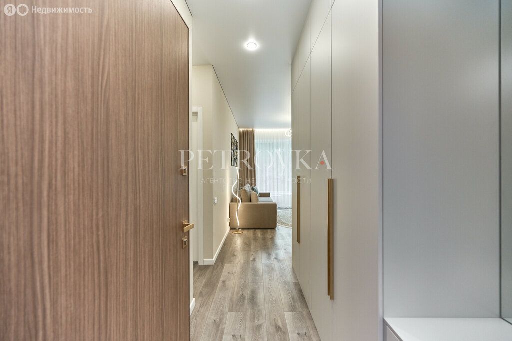 m. Mendeleevskaya: Apartment, 2-rooms