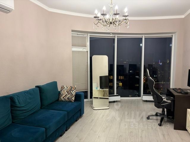 m. Dubrovka: Apartment, 2-rooms